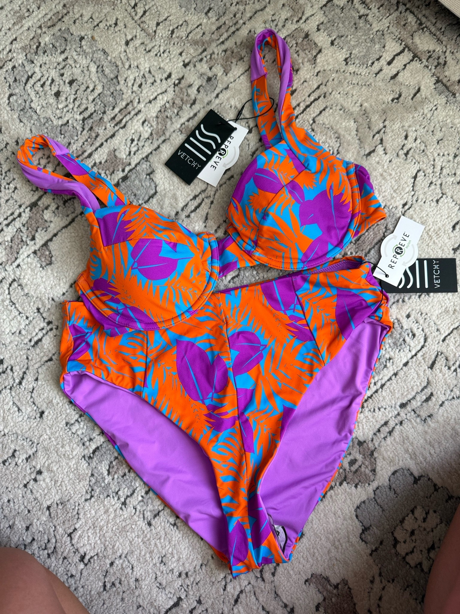 Vetchy swim is so good I did a medium on both

#LTKootd #LTKmomlife #LTKSwim