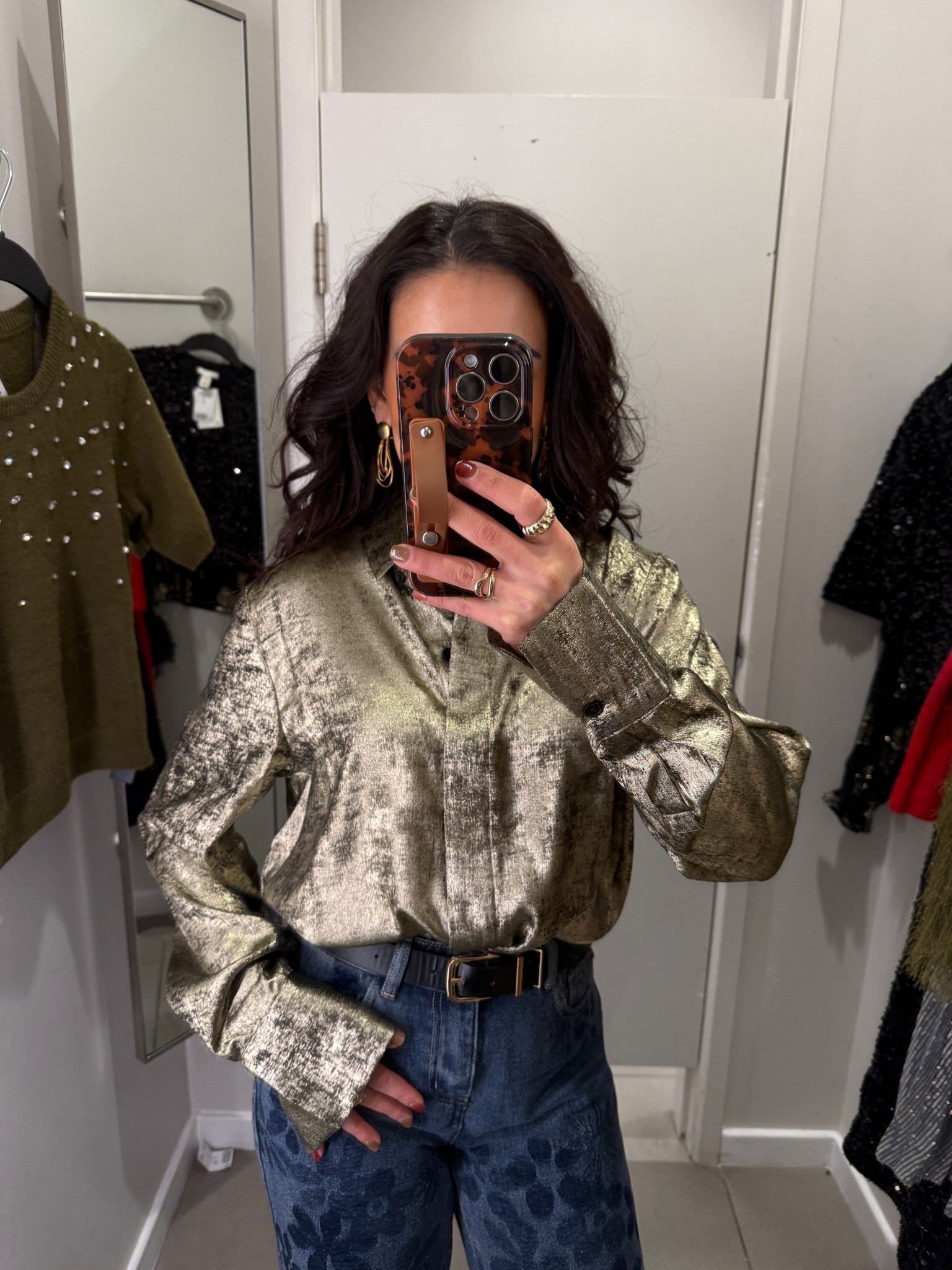 Metallic gold buttons down shirt from H&M perfect for a holiday work party. Petite friendly 

#LTKHoliday #LTKSeasonal #LTKPetite