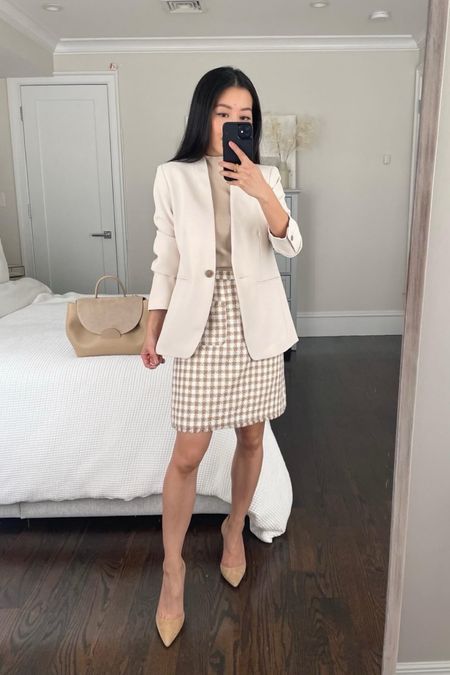 Up to 40% off Ann Taylor with code WEARNOW

• Ann Taylor tweed skirt 00P - waist runs one size big 
•Crepe blazer 00P (excluded from sale) - note it fits a little looser than brands like Abercrombie
•Mockneck top xs petite 
•Suede pumps sz 5
•Polene bag (not linkable; linked on ExtraPetite.com)

Petite spring workwear // business casual outfit ideas 

#LTKsalealert #LTKworkwear #LTKSeasonal