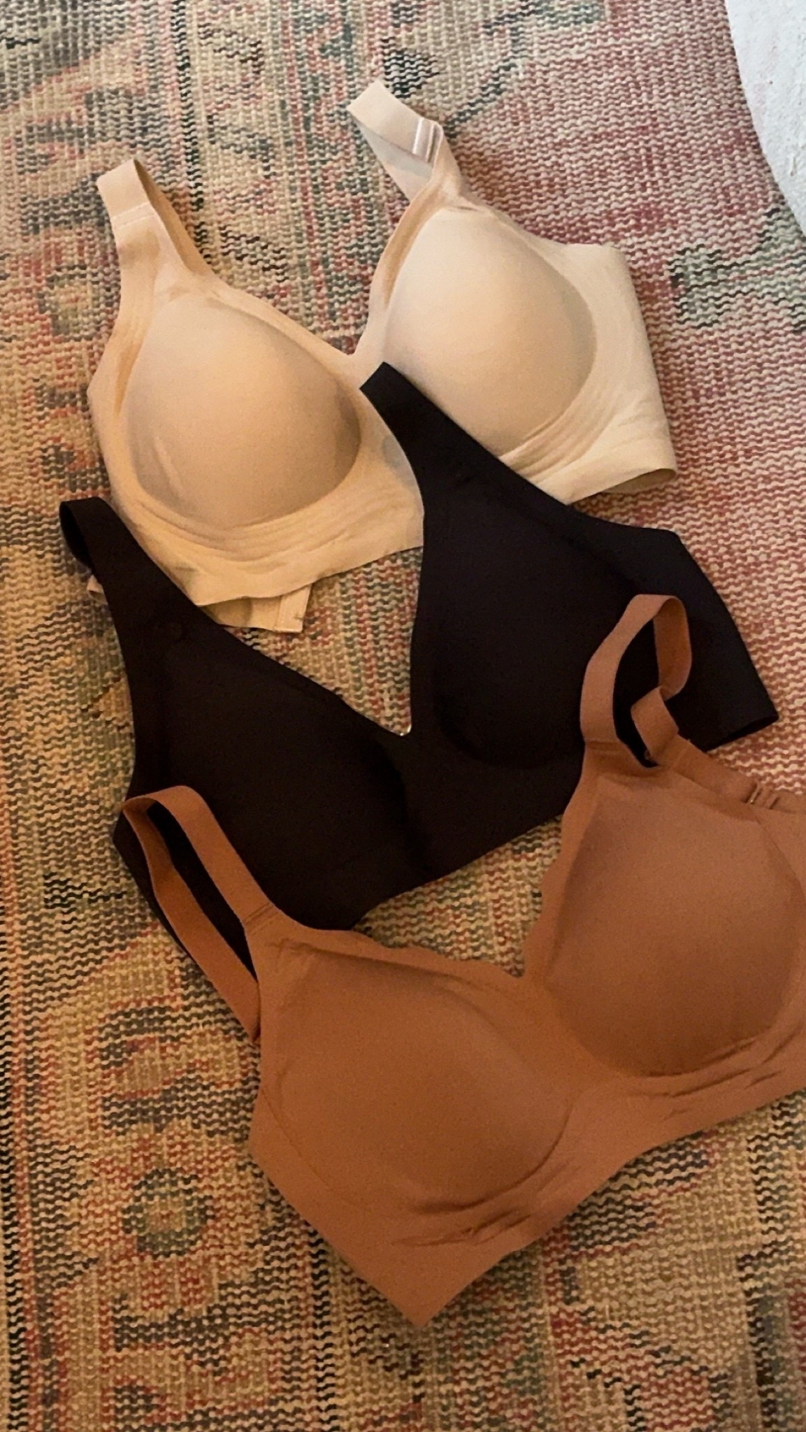 One of my fav bras is on sale today!!! Can you even with the scallops!!!

#LTKmomlife #LTKdayinmylife #LTKSaleAlert