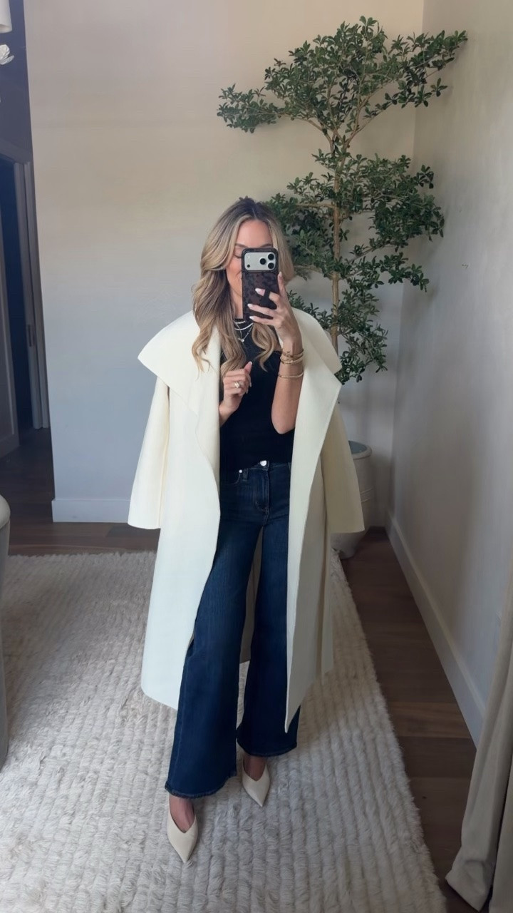 The perfect winter white coat! Wearing an xs
