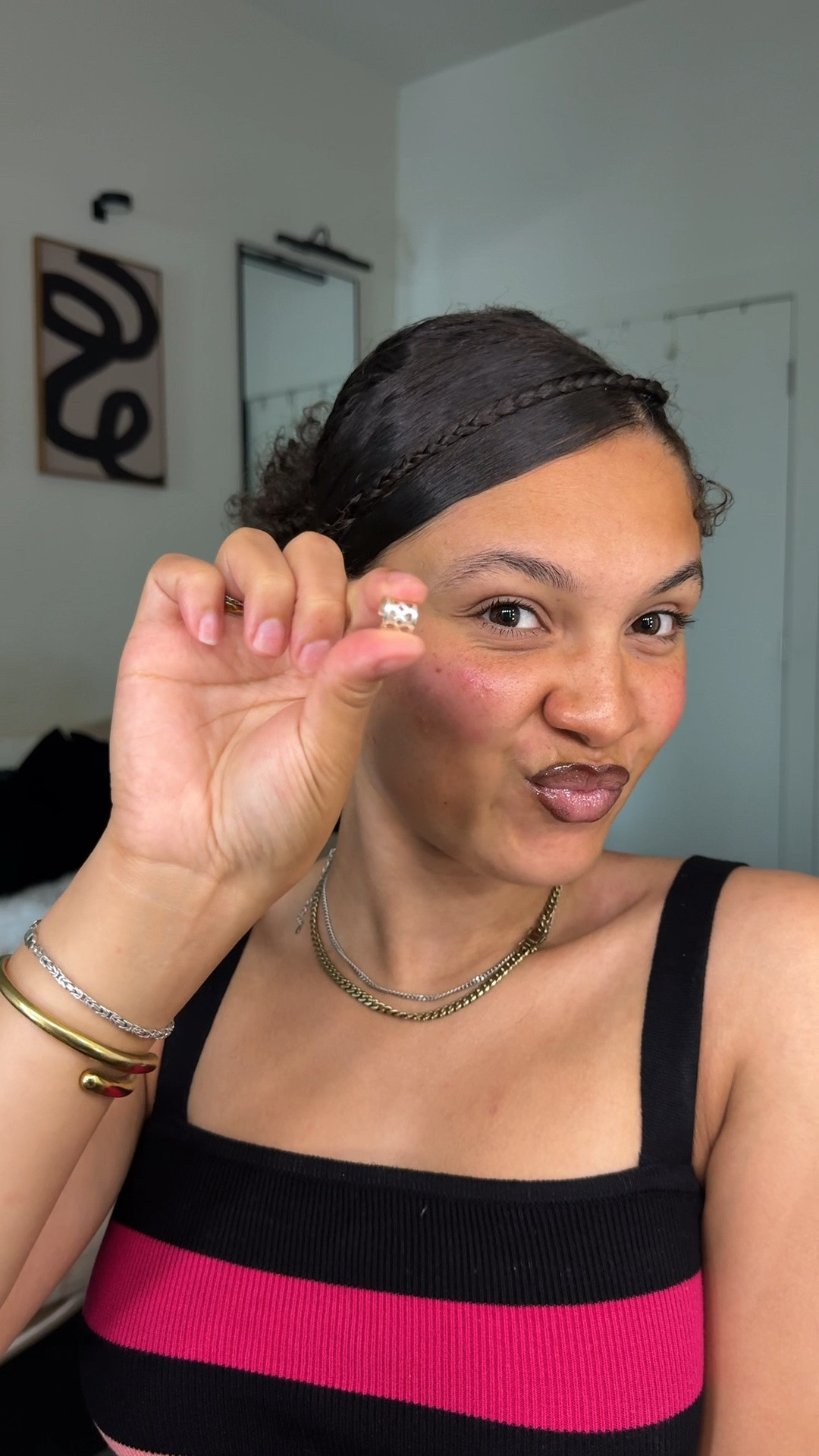 Vacation or beach trip coming up?? Well here you go ladies ☺️🌴✨ @michebeauty_
Product linked in LTK 🫶🏽
#explore #curlyhair #hairstyle #hairstyles #hairtutorial

#LTKgrwm #LTKselfcare #LTKBeauty