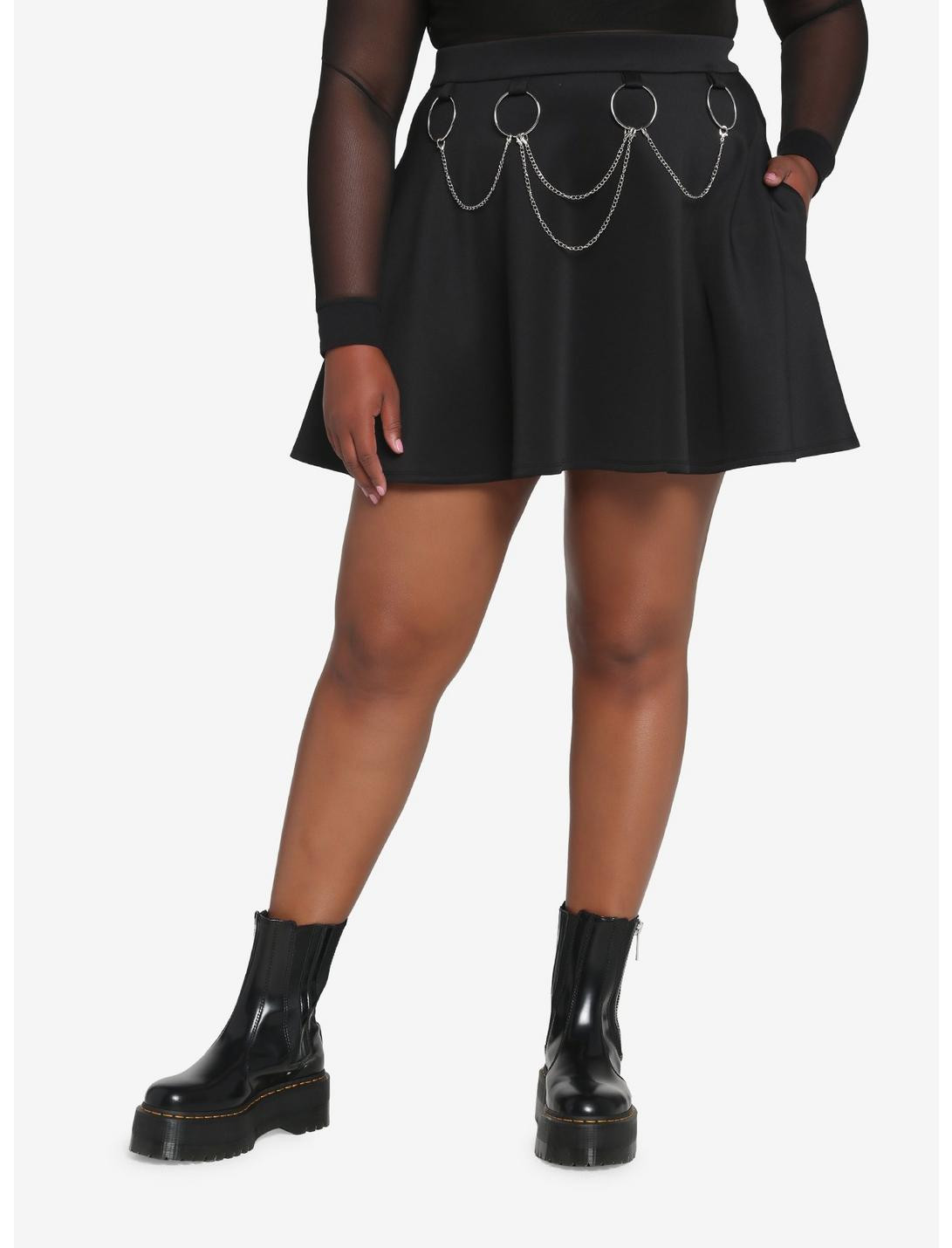 Black Multi O-Ring Chain Skirt Plus Size | Hot Topic