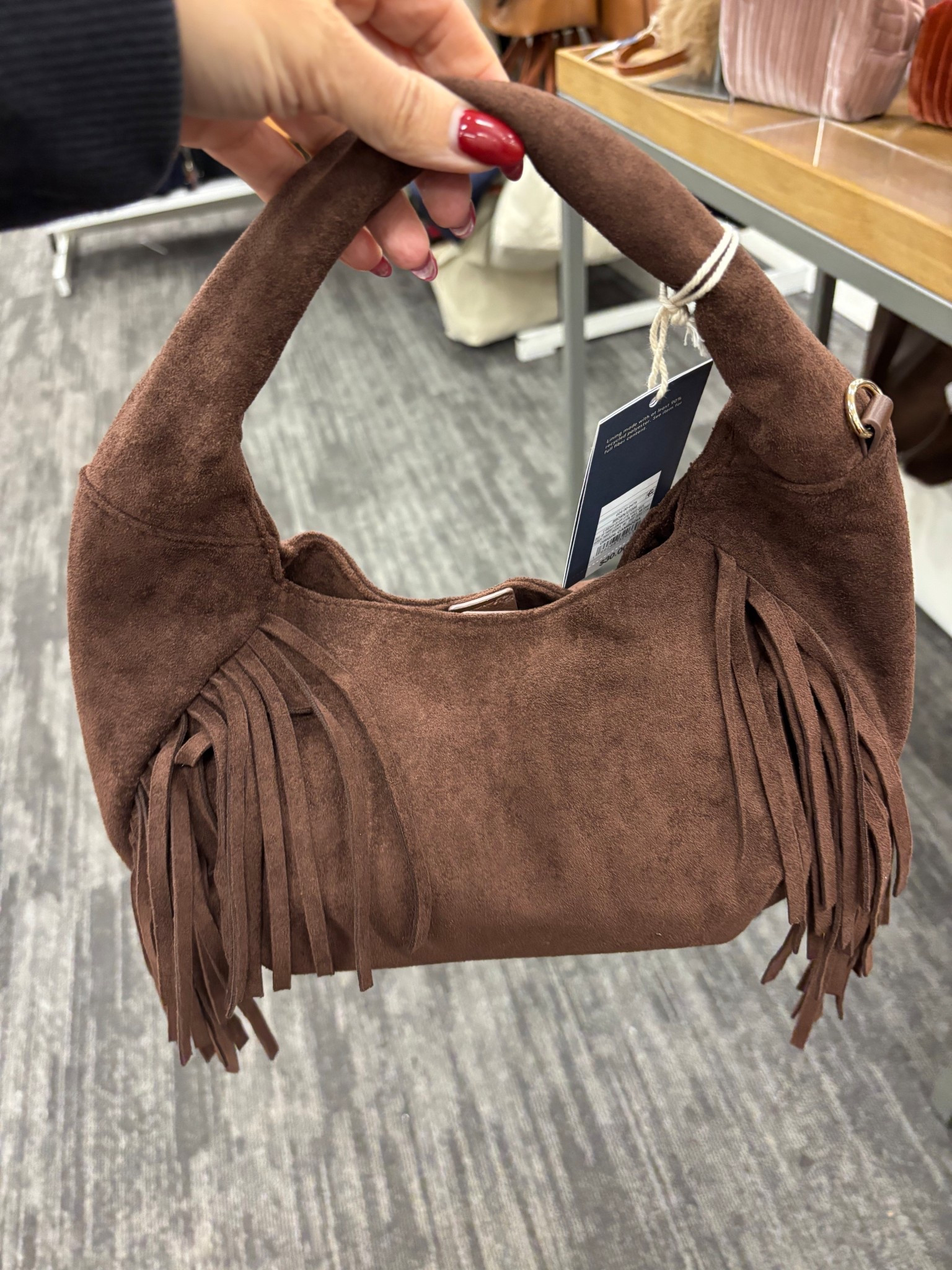 Soft fringe crescent bag


#LTKGiftGuide #LTKSeasonal #LTKFindsUnder50