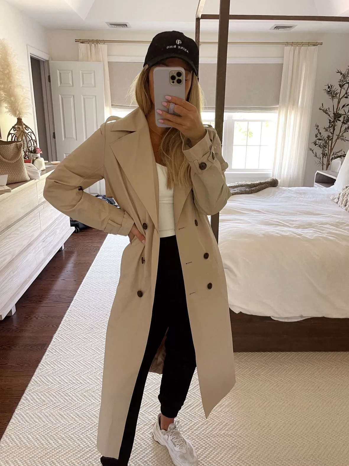 30 Trench Coat Outfit Ideas - Outfit Styles