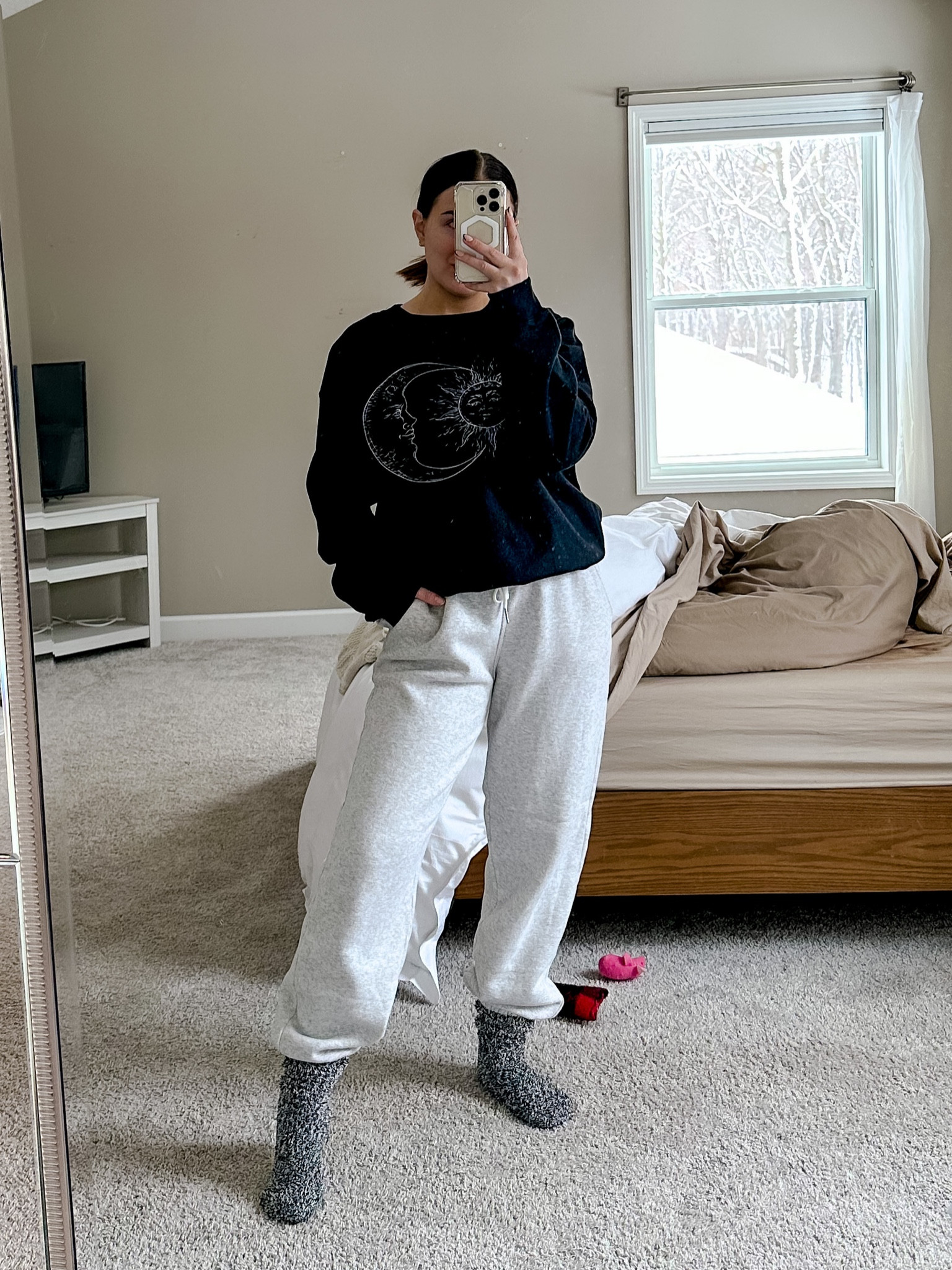 Comfy outfit for today - m in all! 

#loungewear #loungeset #winteroutfit 

#LTKunder100 #LTKSeasonal