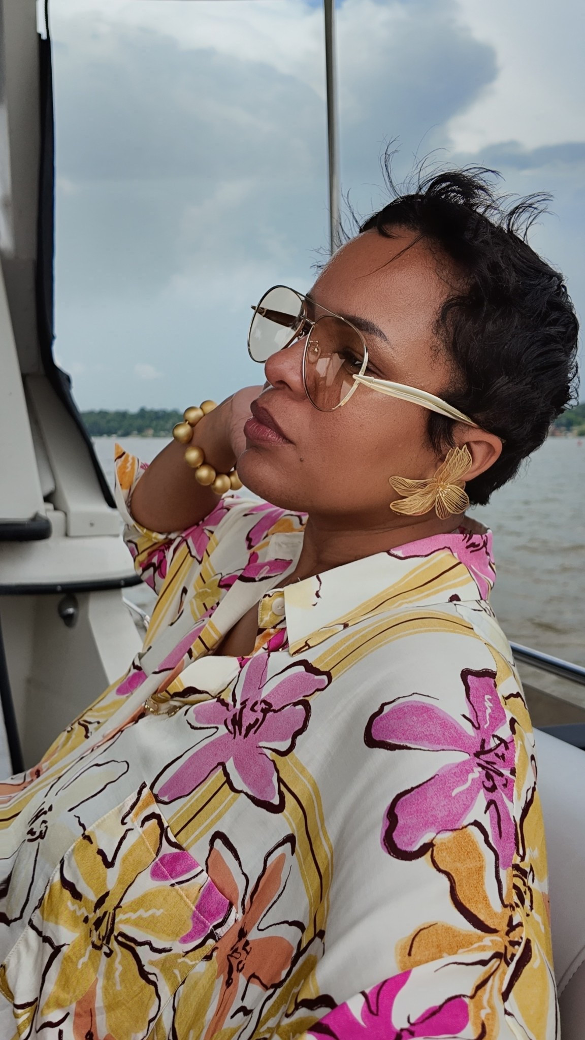 Enjoying these trendy chic sunglasses 

#LTKSeasonal #LTKStyleTip