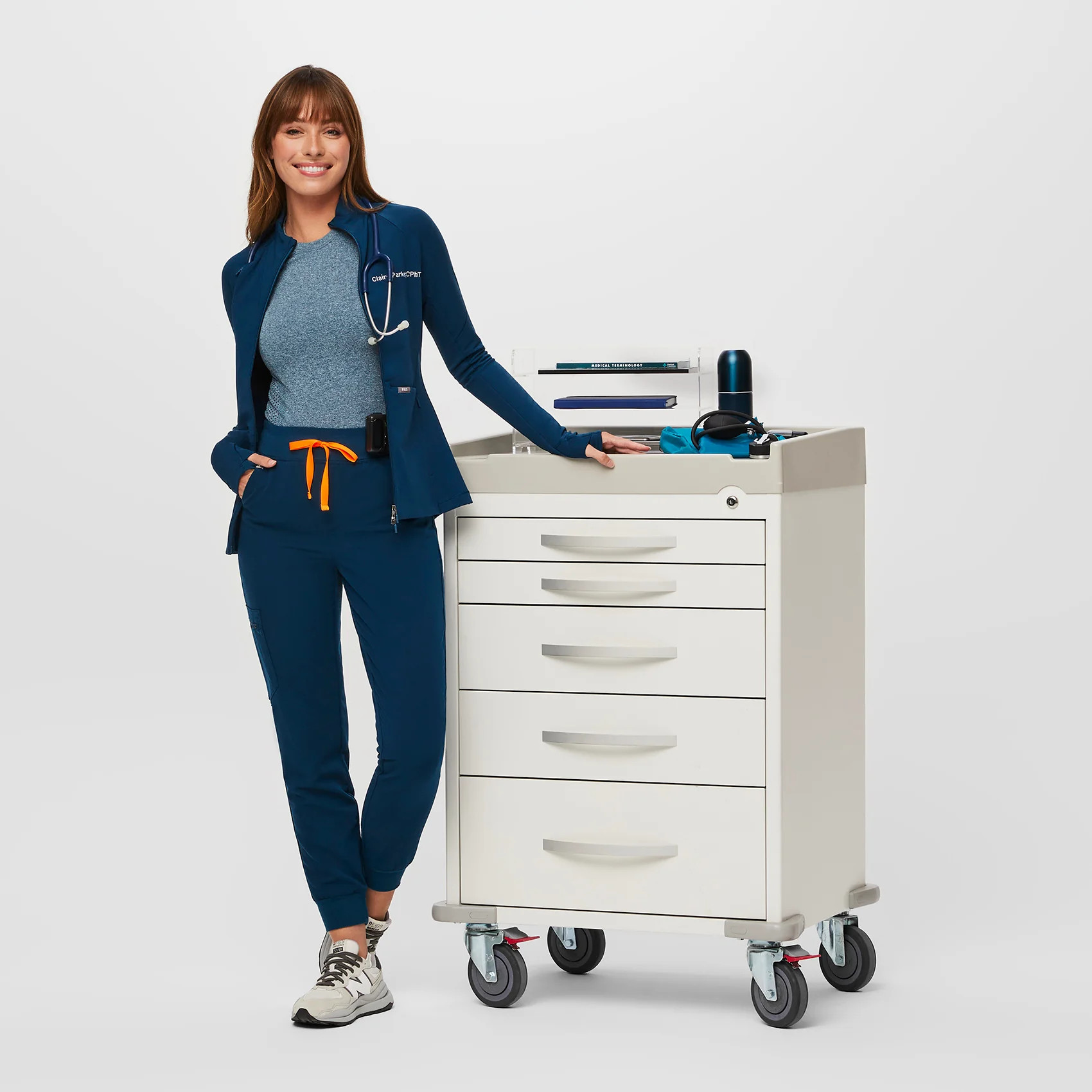 Women’s High Waisted Zamora Jogger Scrub Pants™ - Deep Reef · FIGS | FIGS