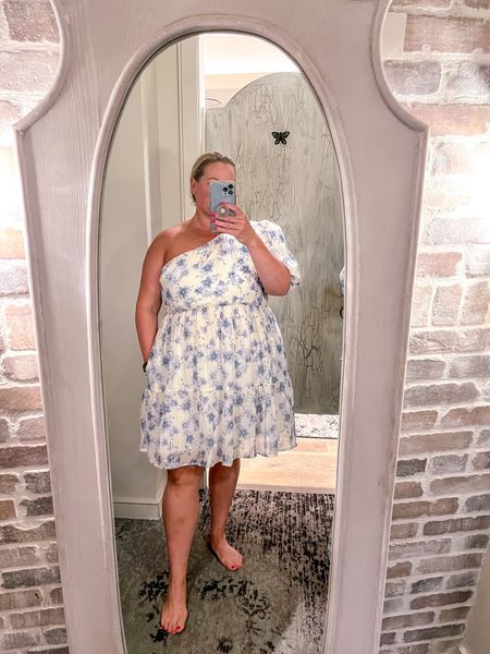 This dress would have came home with me if they had my size in store. It would have been perfect for my daughter’s baby shower (she’s having a boy so the blue floral print was perfect). I’m normally an 18/20 but needed the 1X in this dress instead. Love that it has pockets ❤️ and it’s on sale! 

Summer dress
Summer event 
Plus size summer dress
Plus size outfit
plus size dress
One shoulder dress 


#LTKSaleAlert #LTKPlusSize #LTKOver40