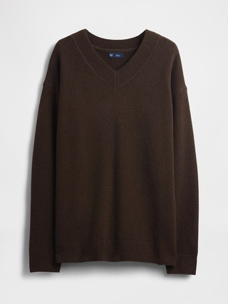 CashSoft Oversized V-Neck Sweater | Gap (US)
