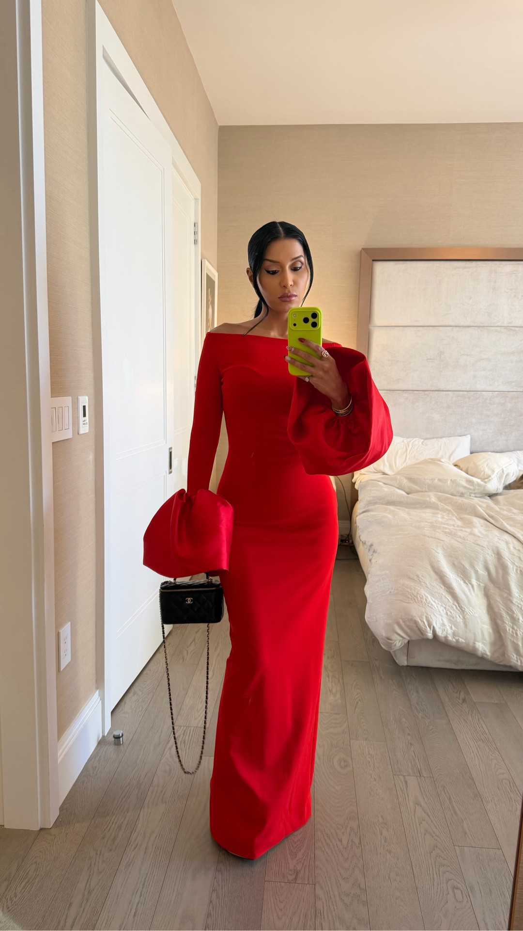 ♥️ the dramatic sleeve got me again 

#LTKHoliday #LTKootd #LTKgrwm