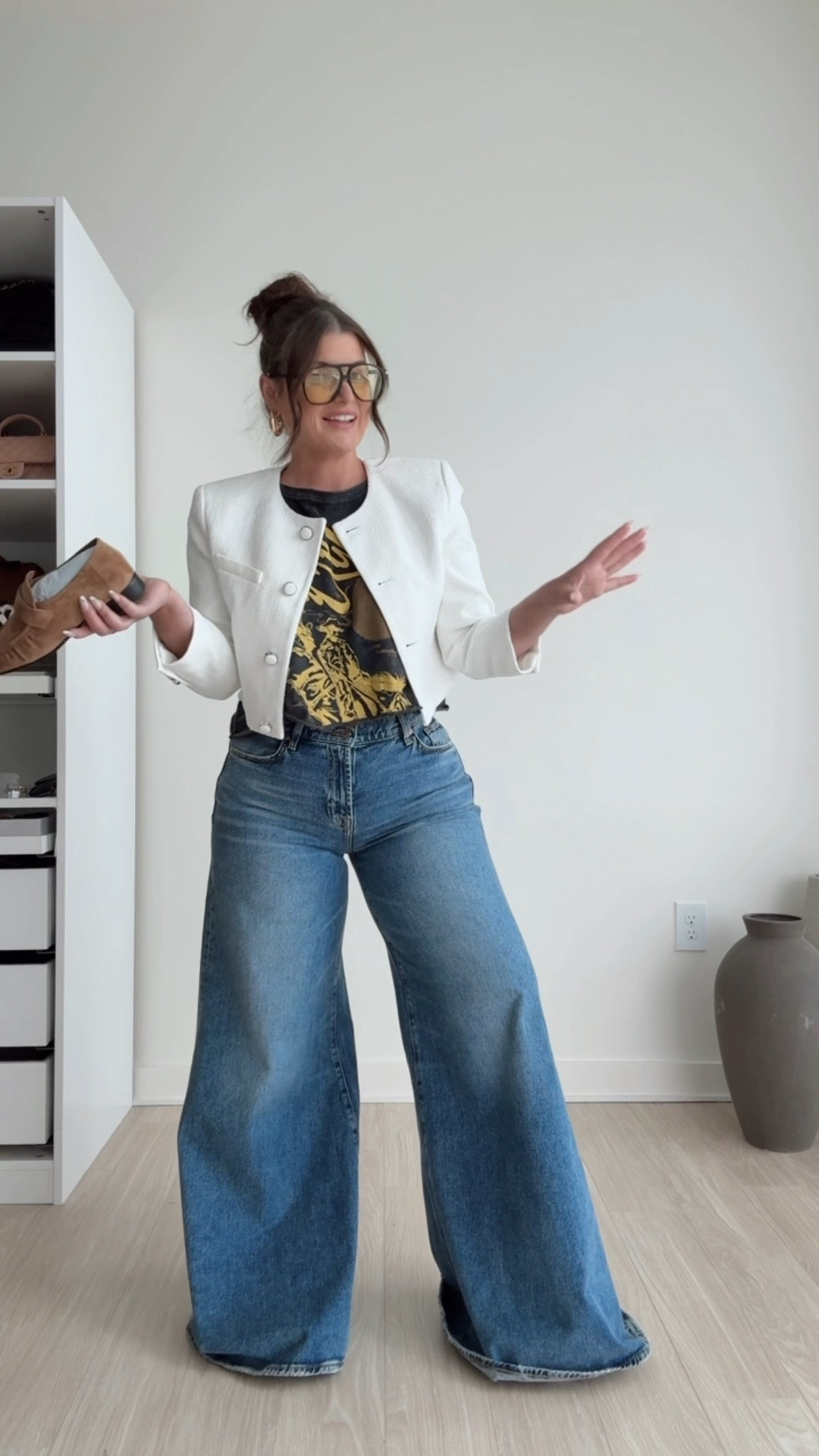 Lady crop blazer is a size down for a slimmer more cropped fit

Elephant wide leg jeans are a mid-low rise jean hitting me an inch under my belly button. They’re a true rigid denim so a size up is recommended or your true rigid denim size



#LTKStyleTip #LTKFindsUnder100 #LTKWorkwear