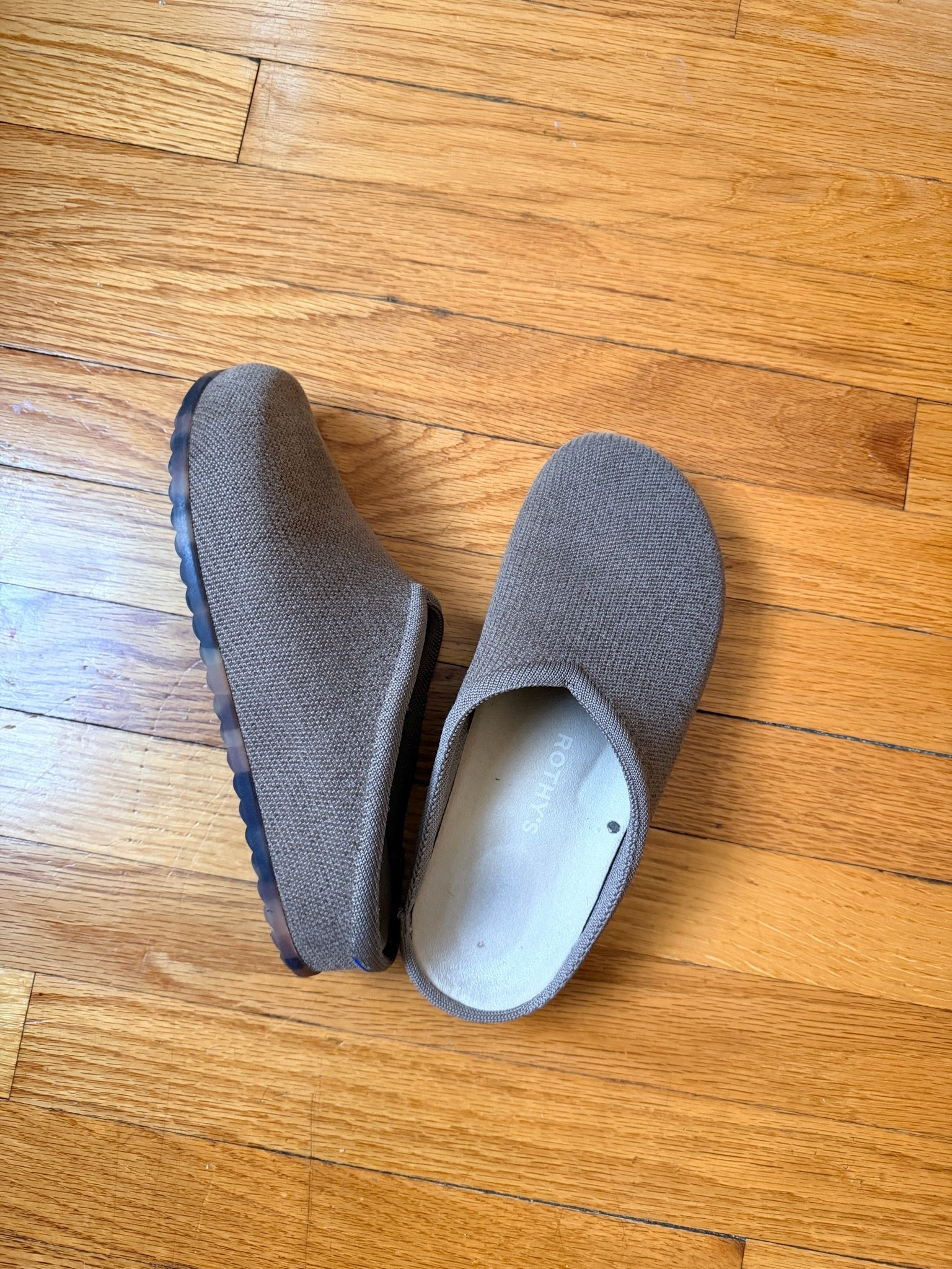 The BEST “throw on & go” shoe!🙌🏻