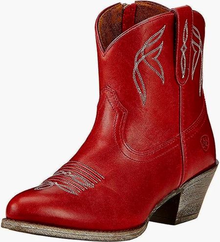 Ariat Darlin Western Boot 
Great look for the Fall Southwestern Fashion Trend!
#cowgirl boots 

#LTKSeasonal #LTKshoecrush #LTKover40