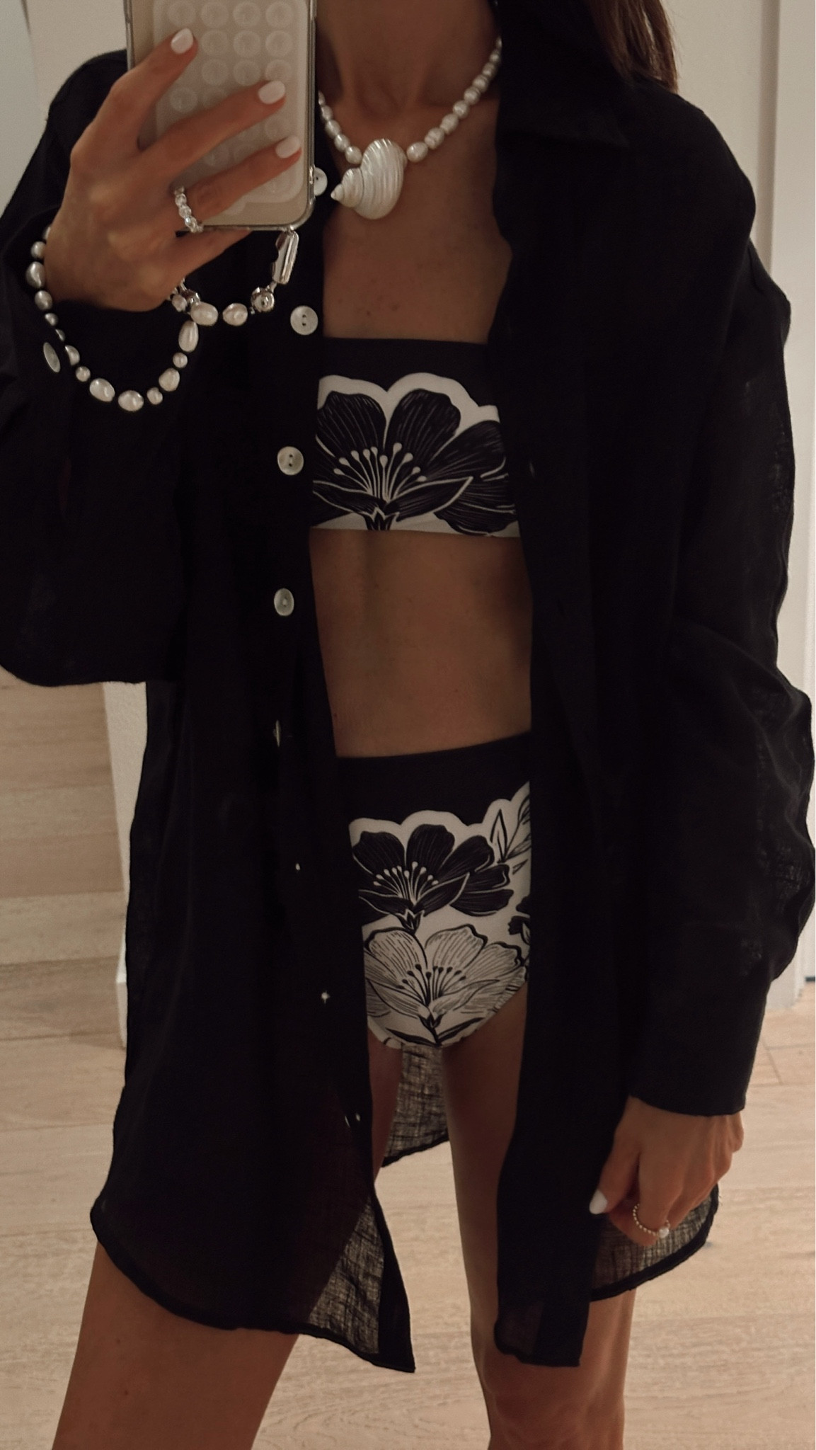 I’m just shy of 5-7” wearing a size small top and bottom✨
StylinByAylin, Aylin

#LTKSeasonal #LTKStyleTip #LTKSwim