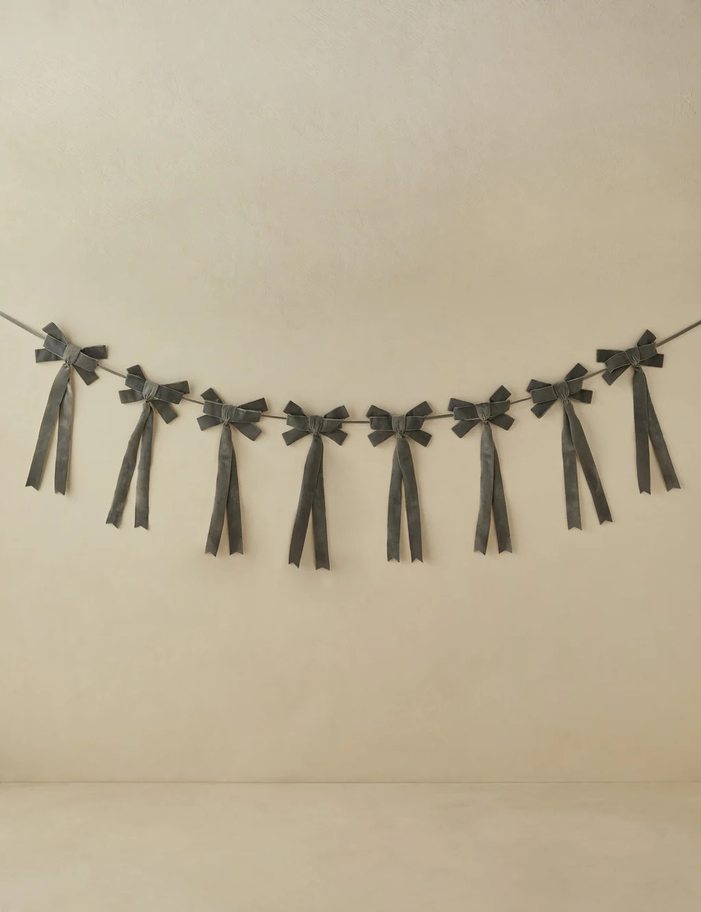 Mauree Velvet Garland | Lulu and Georgia 