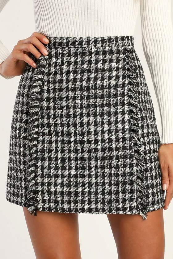 Get the Grade Black and White Houndstooth Tweed Mini Skirt | Lulus
