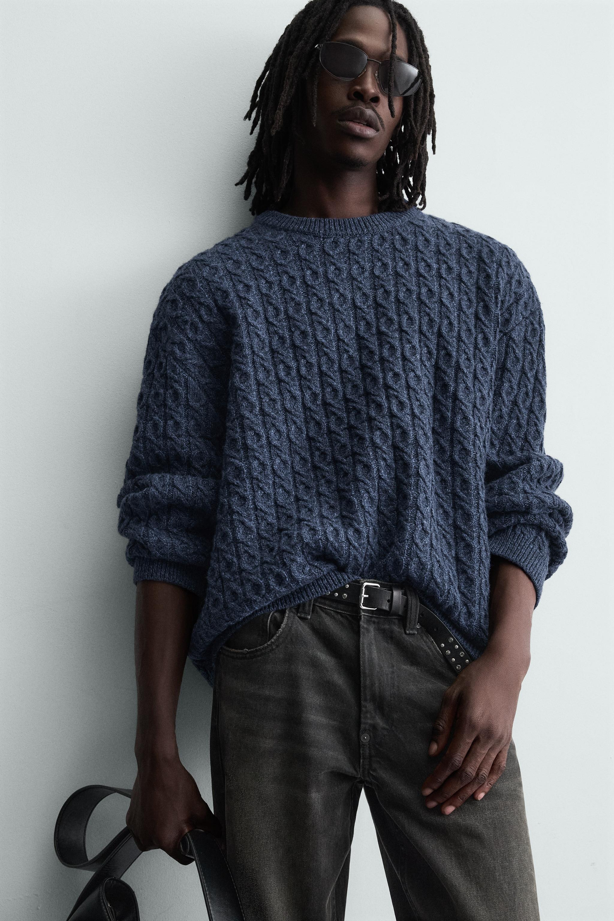 TEXTURED CABLE KNIT JUMPER | Zara US