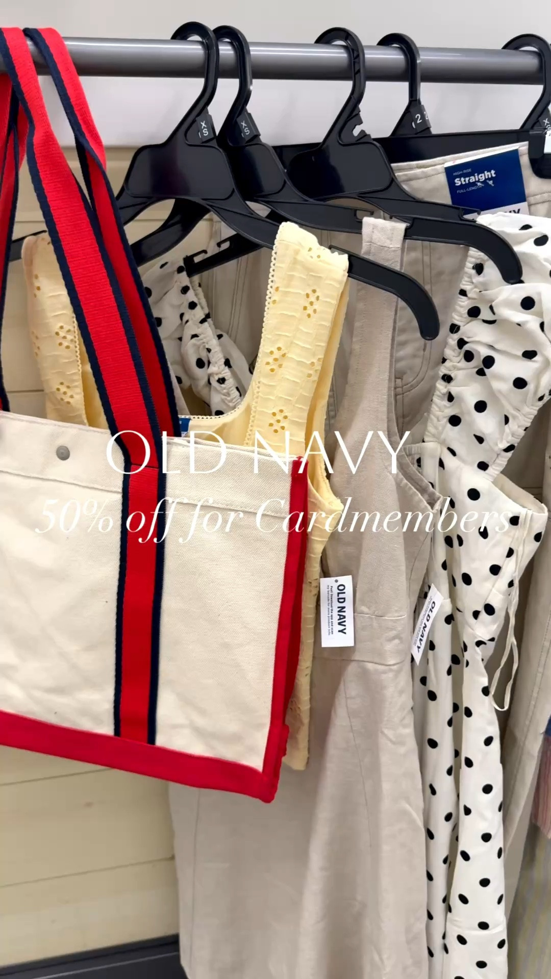 Old Navy is having a moment right now😍🍓🍉🦞🥑
Old navy 50% off for cardholders


#LTKPetite #LTKSaleAlert #LTKSeasonal