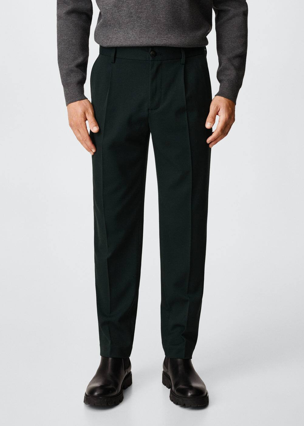 Cotton pleated pants -  Men | Mango Man USA | MANGO (US)