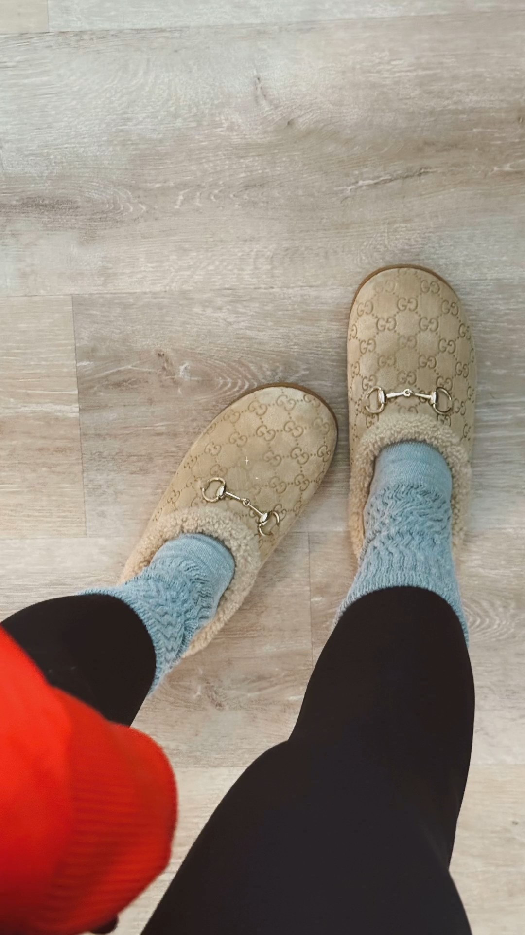 You guys there’s a NEW color drop on these mules! I’ll add them here! 😍👀
What do we think? 

#LTKHoliday #LTKGiftGuide #LTKSeasonal