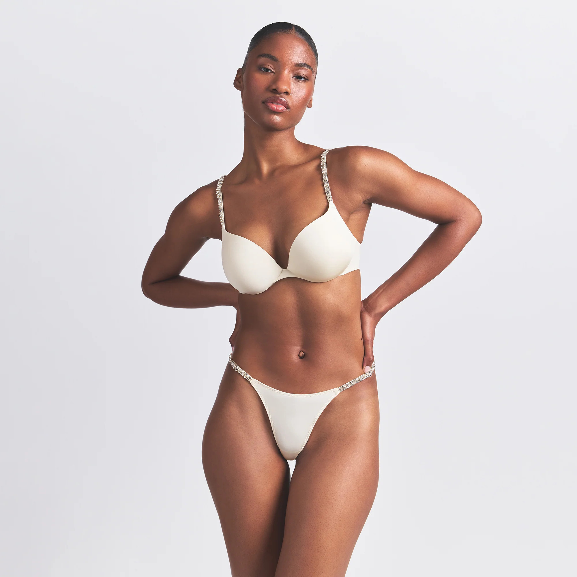 SKIMS Rhinestone Teardrop Push-Up Bra | White | 36DD | SKIMS Ultimate | SKIMS (US)