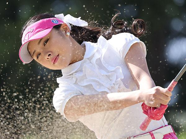 Canon EOS R5 Mirrorless Camera (Body Only), Full-Frame Hybrid Camera, 8K Video, 45 Megapixel CMOS... | Amazon (US)