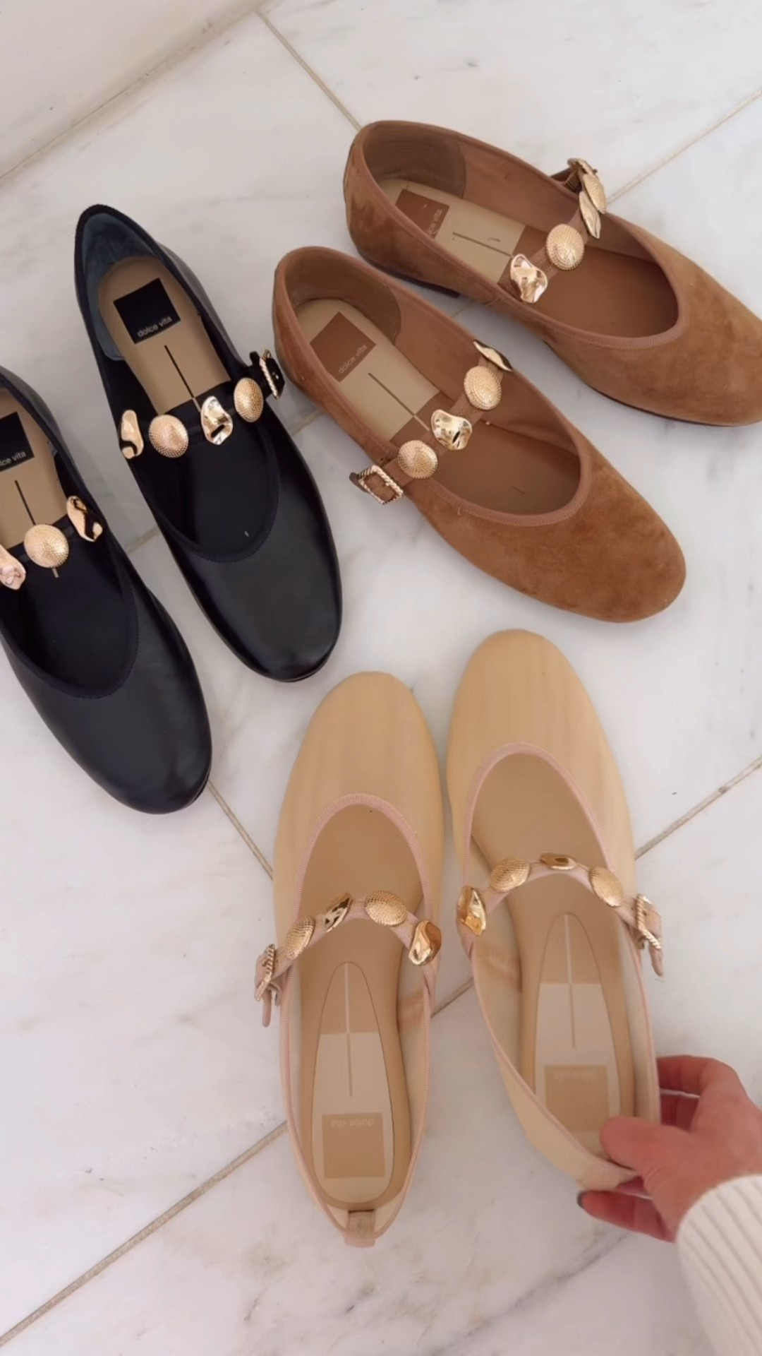 Obsessed with these flats. Stylish and comfy. 

#LTKHoliday