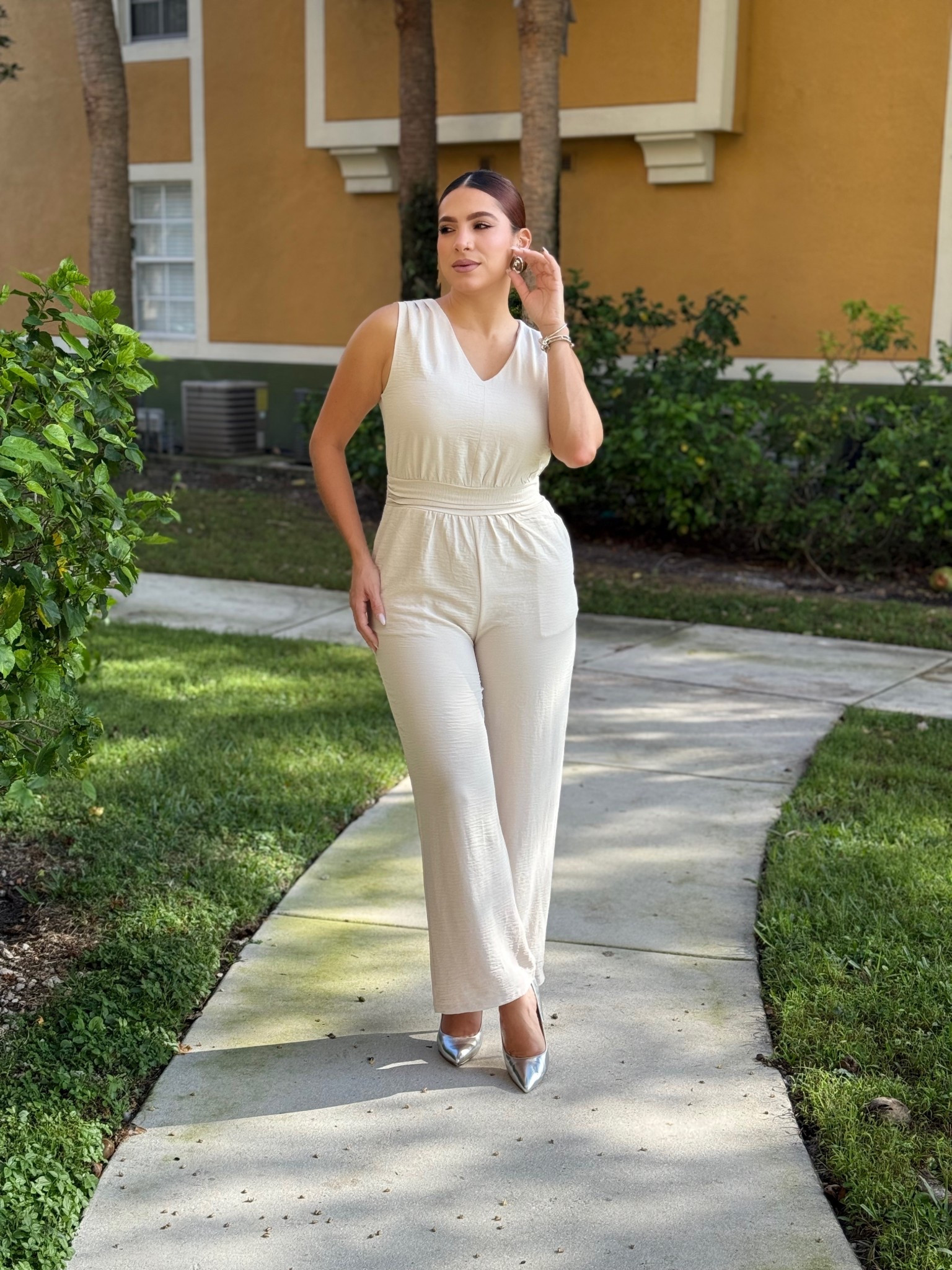 Holiday outfit ideas


#LTKHoliday #LTKGiftGuide #LTKgrwm
