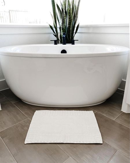 Love my Serena & Lily bath mat! Super absorbent and plush underfoot. Looks so great in the home! On sale for 20% off with code SPRING! 

#LTKstyletip #LTKhome