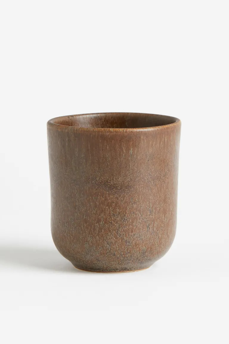 Stoneware cup | H&M (UK, MY, IN, SG, PH, TW, HK)
