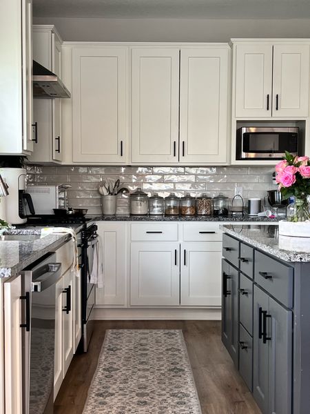 Classic White Kitchen Decor, Modern Kitchen Decor, All White Kitchen - gift ideas 

#LTKFamily #LTKHome #LTKGiftGuide