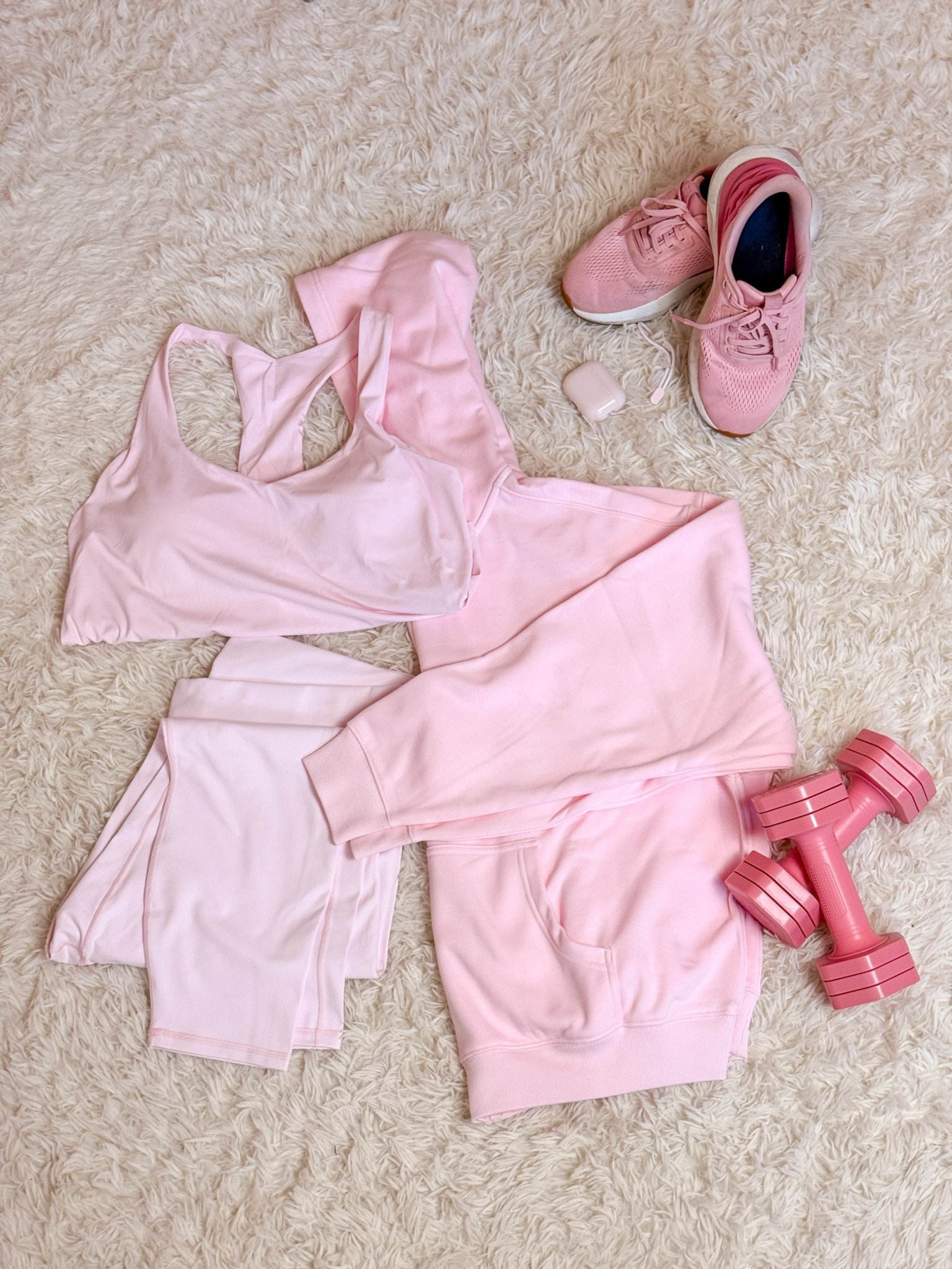All pink everything 😍

My new favorite pink plus size athletic wear 💞

#LTKPlusSize #LTKFindsUnder50 #LTKActive