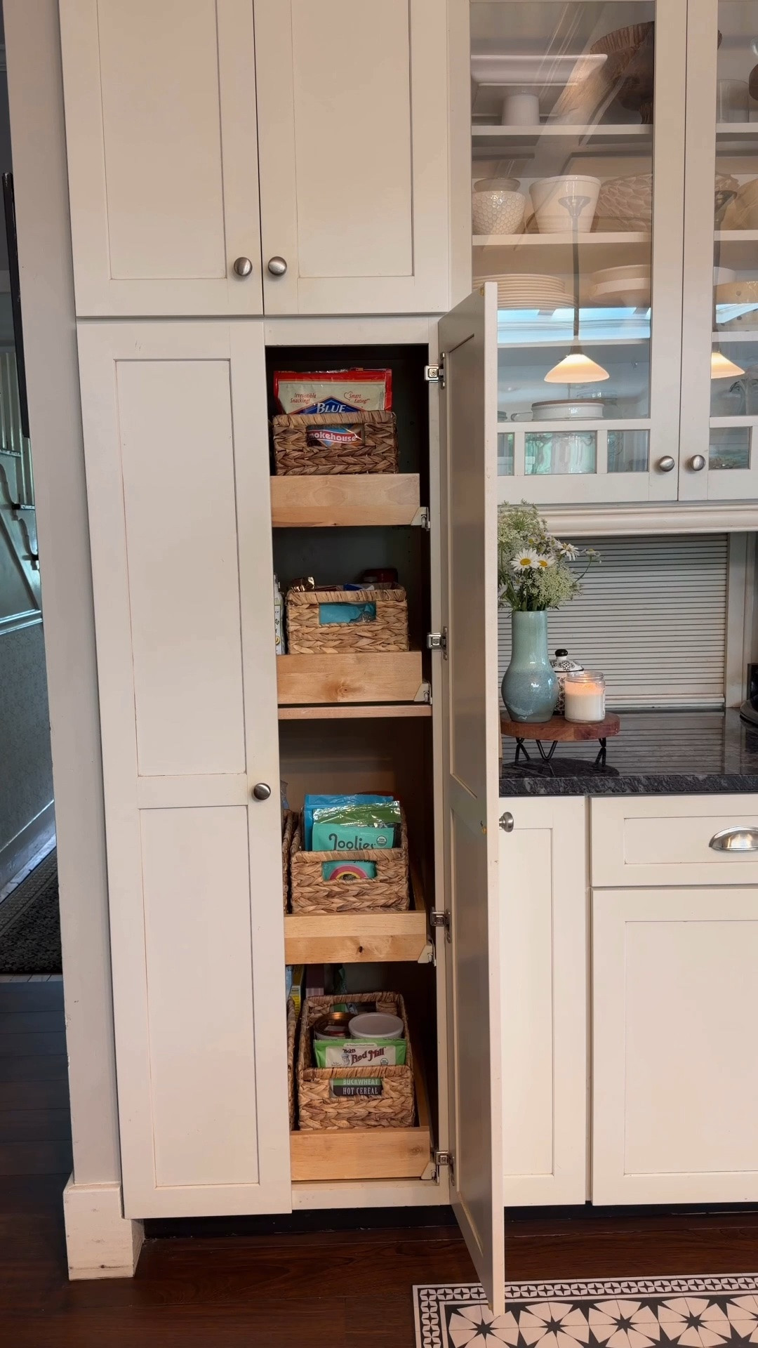 Bing, bang, boom!  A kitchen isn’t complete until it is organized!  So much that goes into a functioning workable kitchen is the organization inside the cabinets.  All that empty space but no organization system makes it hard to find what you need!  I’ve always had storage bins in my pantry to organize similar items together.  I wanted them to match and wanted more of them.  Love these that I ordered from Amazon- come flat-packed but super simple to put together.  Instant organization for my baking supplies, snacks & pantry essentials.  Love that they add some warmth to my white kitchen too!  Where would you use these baskets?!

https://amzlink.to/az0jP8zbuyLTL

#spaceaid #kitchen #kitchenorganizationideas #pantry #spaceaidkitchen
@amazonfindsandfashion

#LTKdayinmylife #LTKHome #LTKmomlife