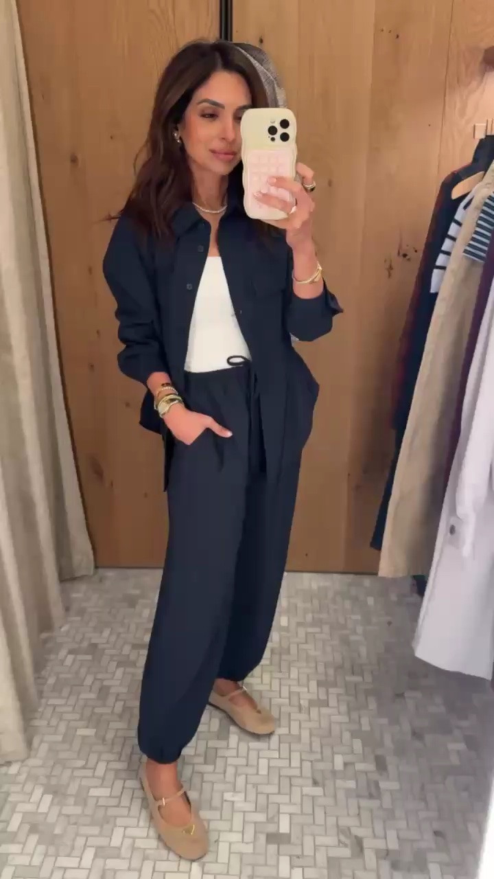 This @Aritzia set is soo cute for fall. The pants are wrinkle free!

#LTKootd #LTKSeasonal