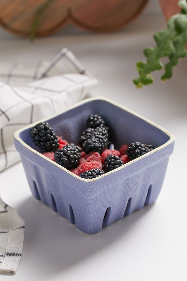 Berry Colander Dish | Urban Outfitters (US and RoW)