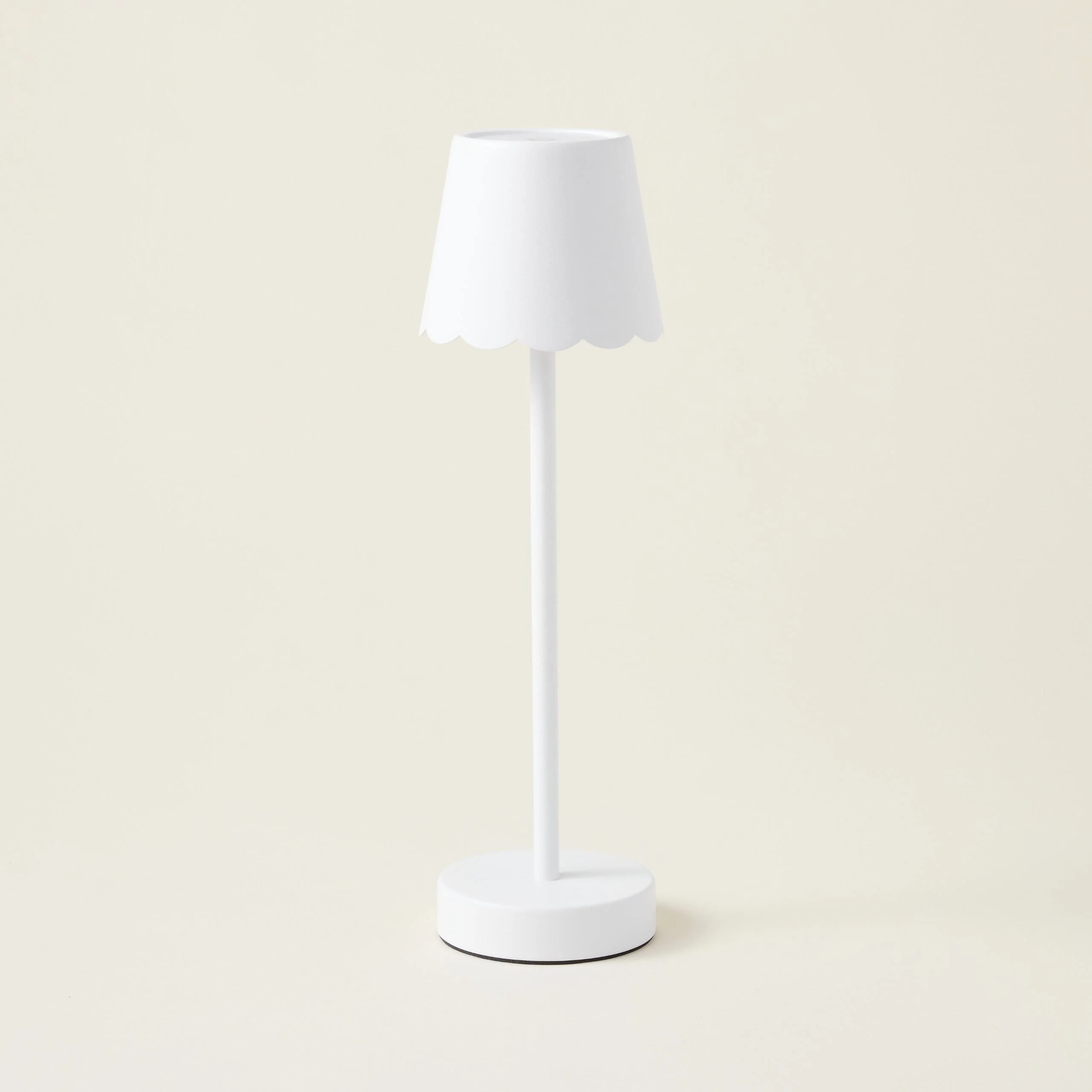 Scallop Cordless Table Lamp | Kate Marker Home