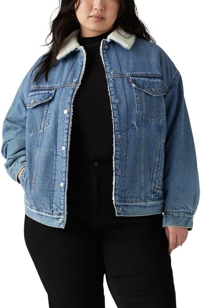 Levi's Womens 90s Sherpa Trucker Jacket (Standard and Plus) | Amazon (US)