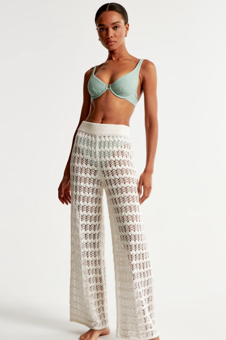 Abercrombie knit cover up pants!

#LTKSwim #LTKStyleTip