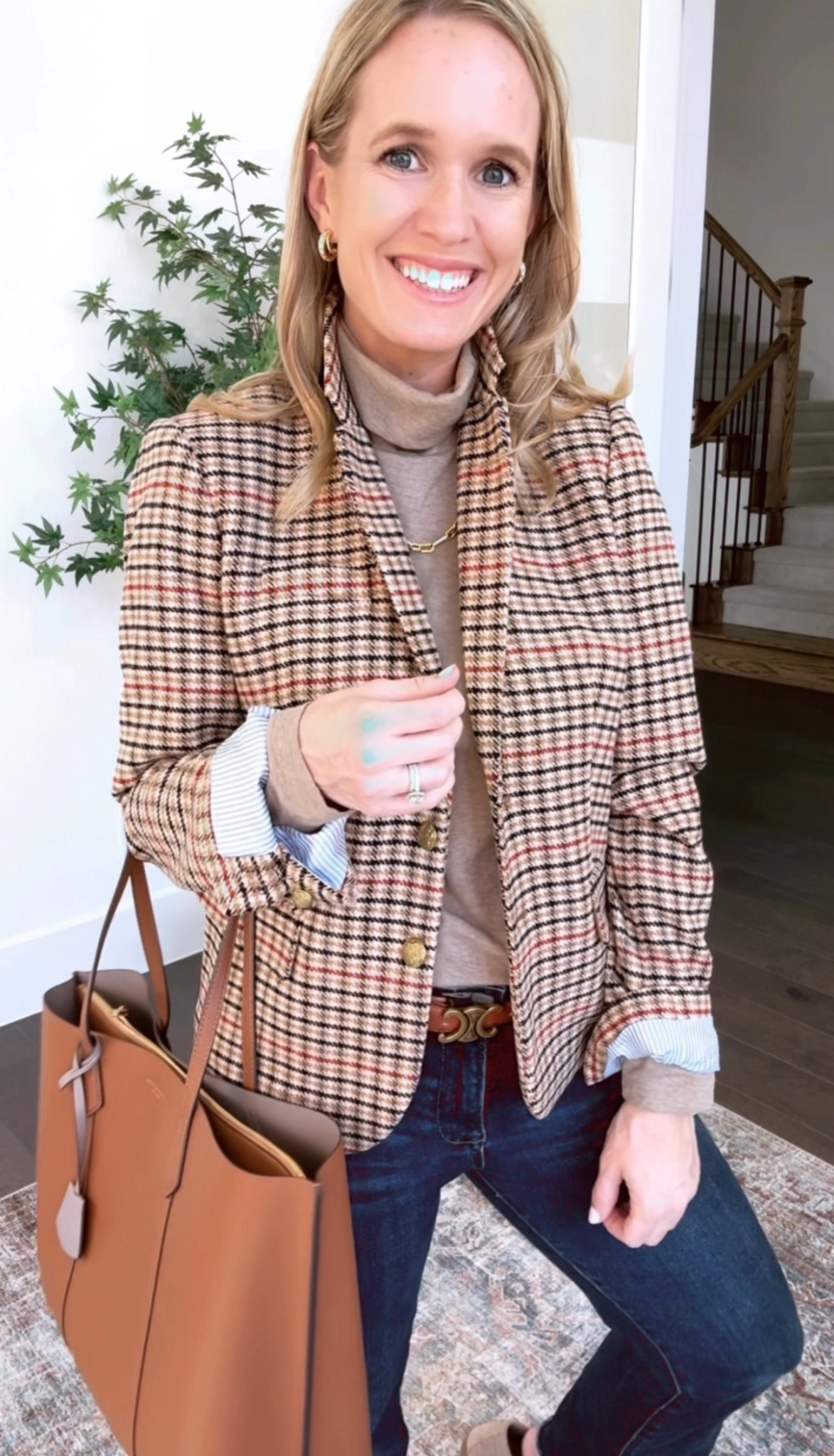 Herringbone blazer

#LTKSeasonal #LTKSaleAlert #LTKWorkwear