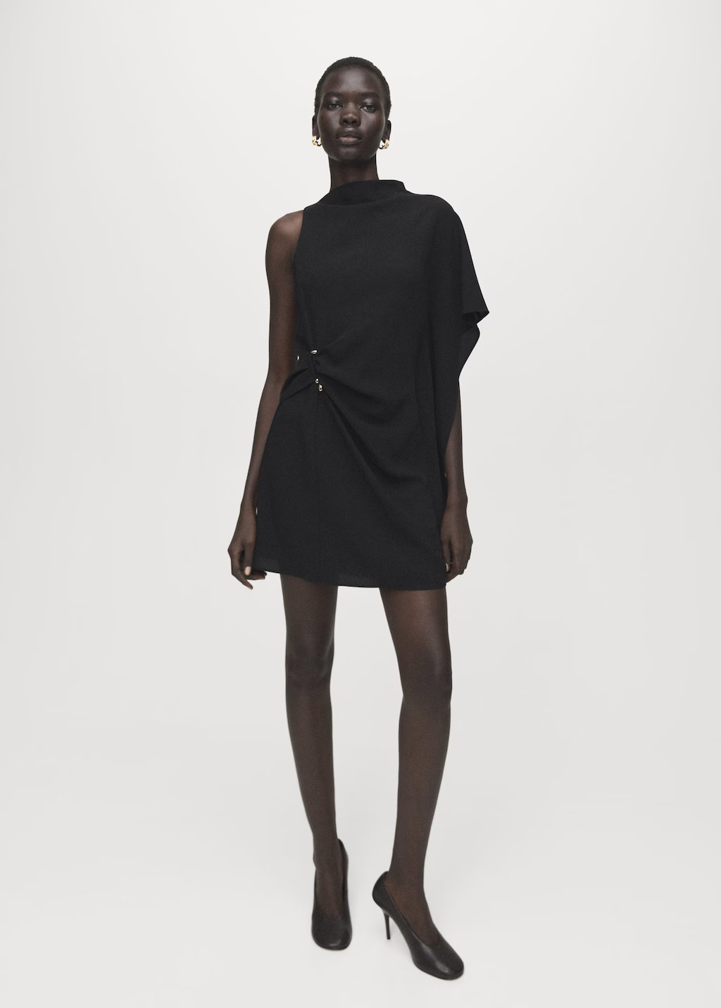 Short asymmetrical sleeve dress black - Woman - 10 - MANGO | Mango (US/MX/AU)