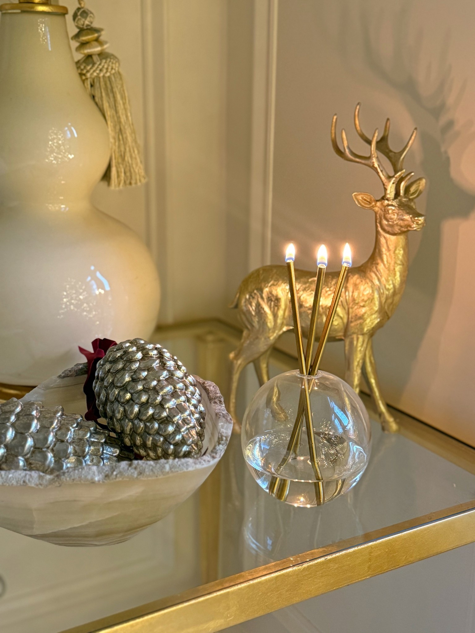 Still one of my favorite buys is this @everlastingcandle 😍  I gifted this for Christmas last year and it was a big hit!

#LTKGiftGuide #LTKHome