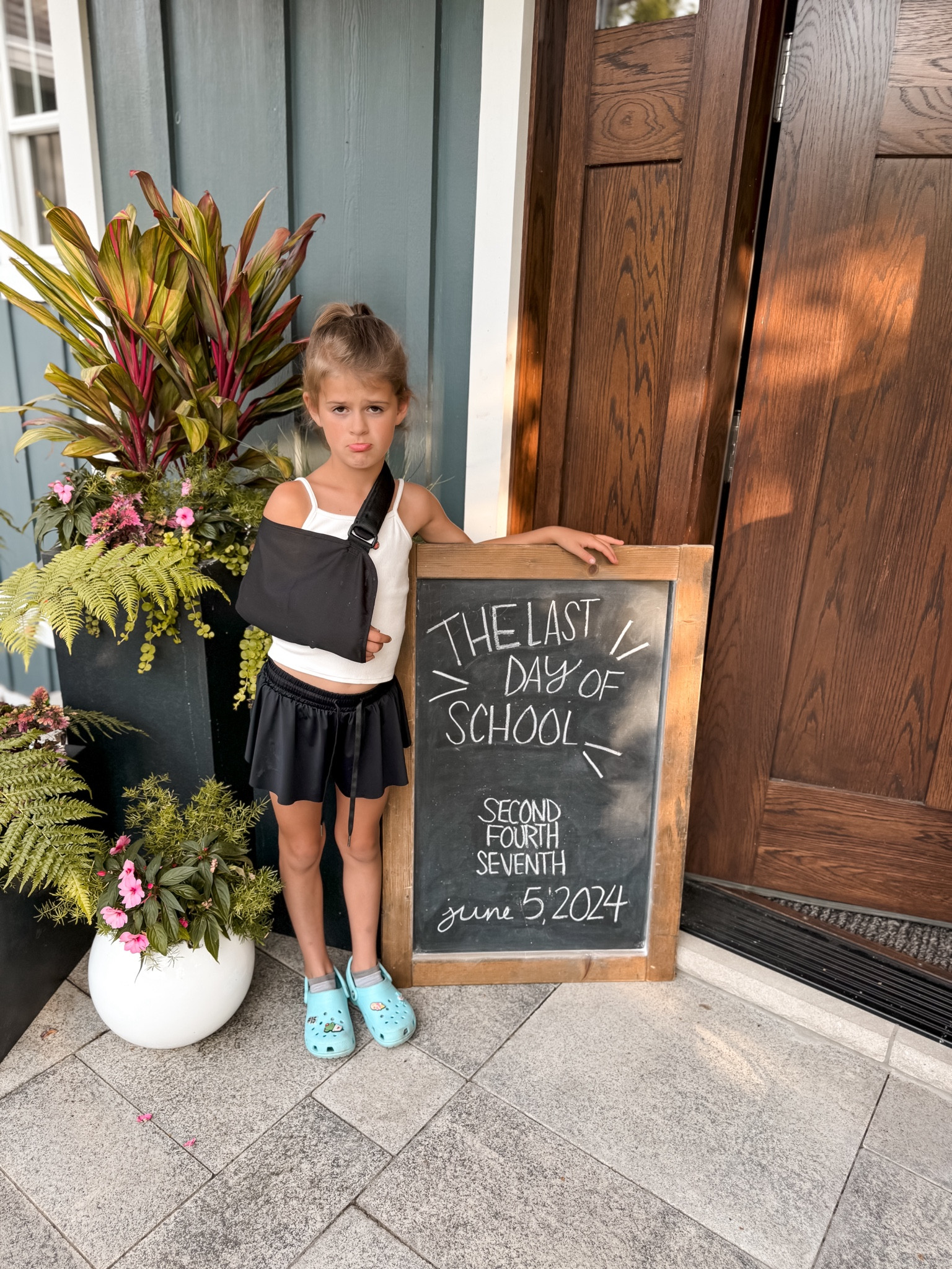 Back to school outfits for elementary kids 
Crocs and butterfly shorts for kids easy outfits for school 