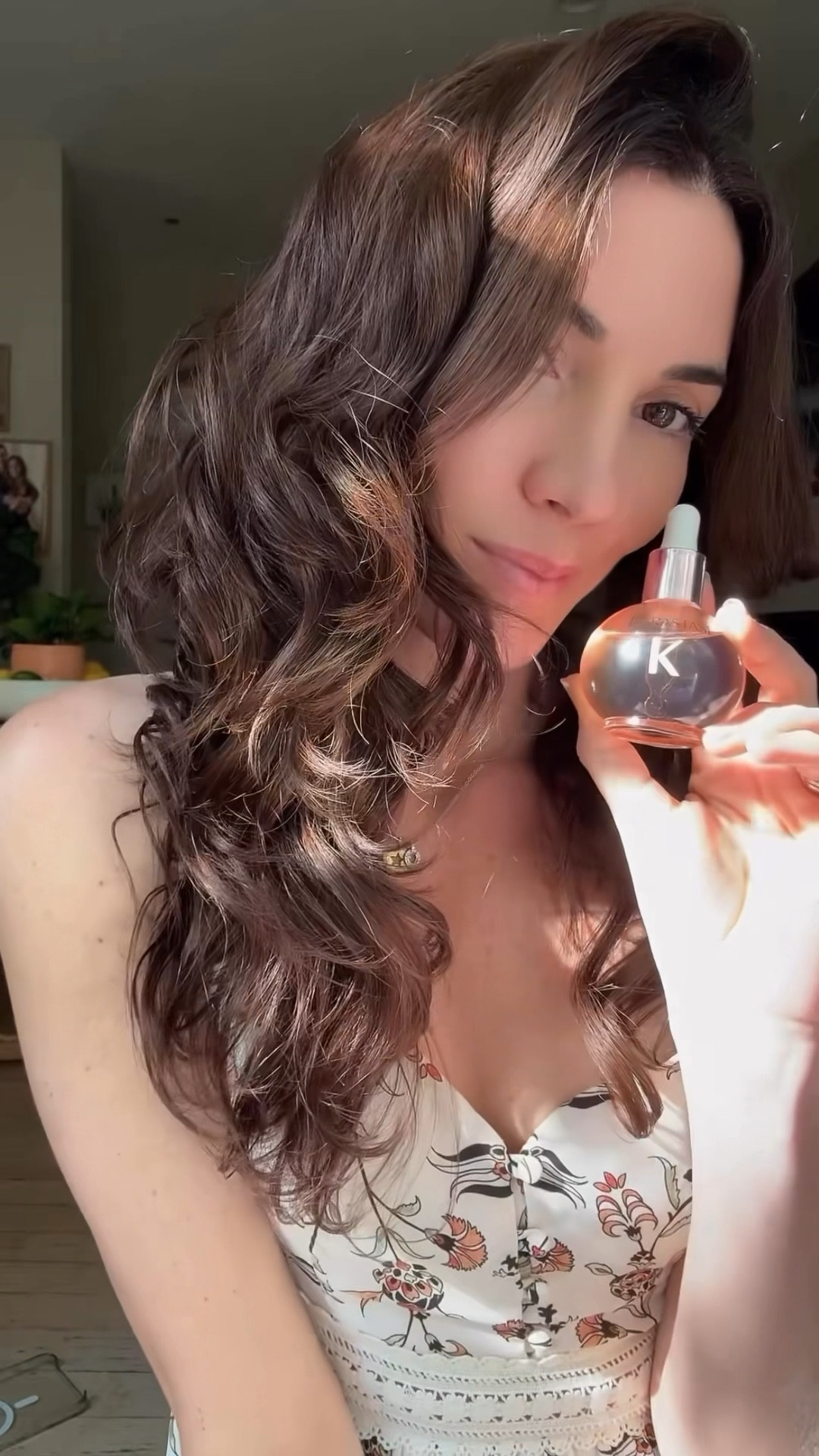 These Kérastase drops for glossy, frizz-free hair smell AMAZING 🤩 they make my hair so shiny and bouncy I’m obsessed!

#LTKBeauty #LTKFindsUnder50