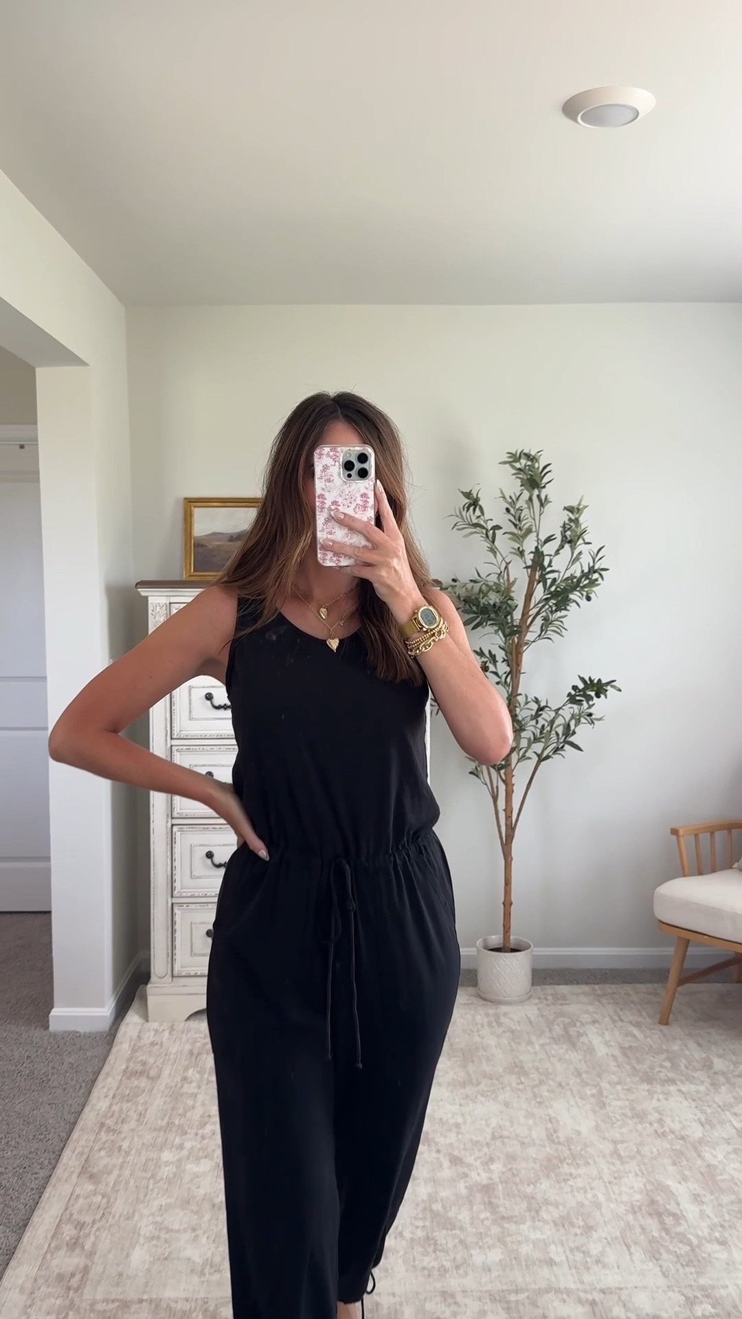 MOM OUTFITS
everything is TTS unless noted below ⬇️

for reference: 5’9” | 145 lbs | usually size 6 / M(medium or small tall in pants)

Biker shorts — size L (I always size up one for comfort and love the fit!)

Target shorts — size 8. I'd recommend sizing up one from your usual size

#LTKootd #LTKmomlife #LTKTall