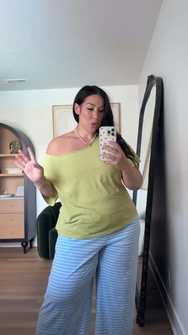 Love this pop of color and off the shoulder moment size L in top and XL in bottoms

outfit inspo, American eagle, midsize fashion, ootd

#LTKootd #LTKMidsize #LTKSeasonal