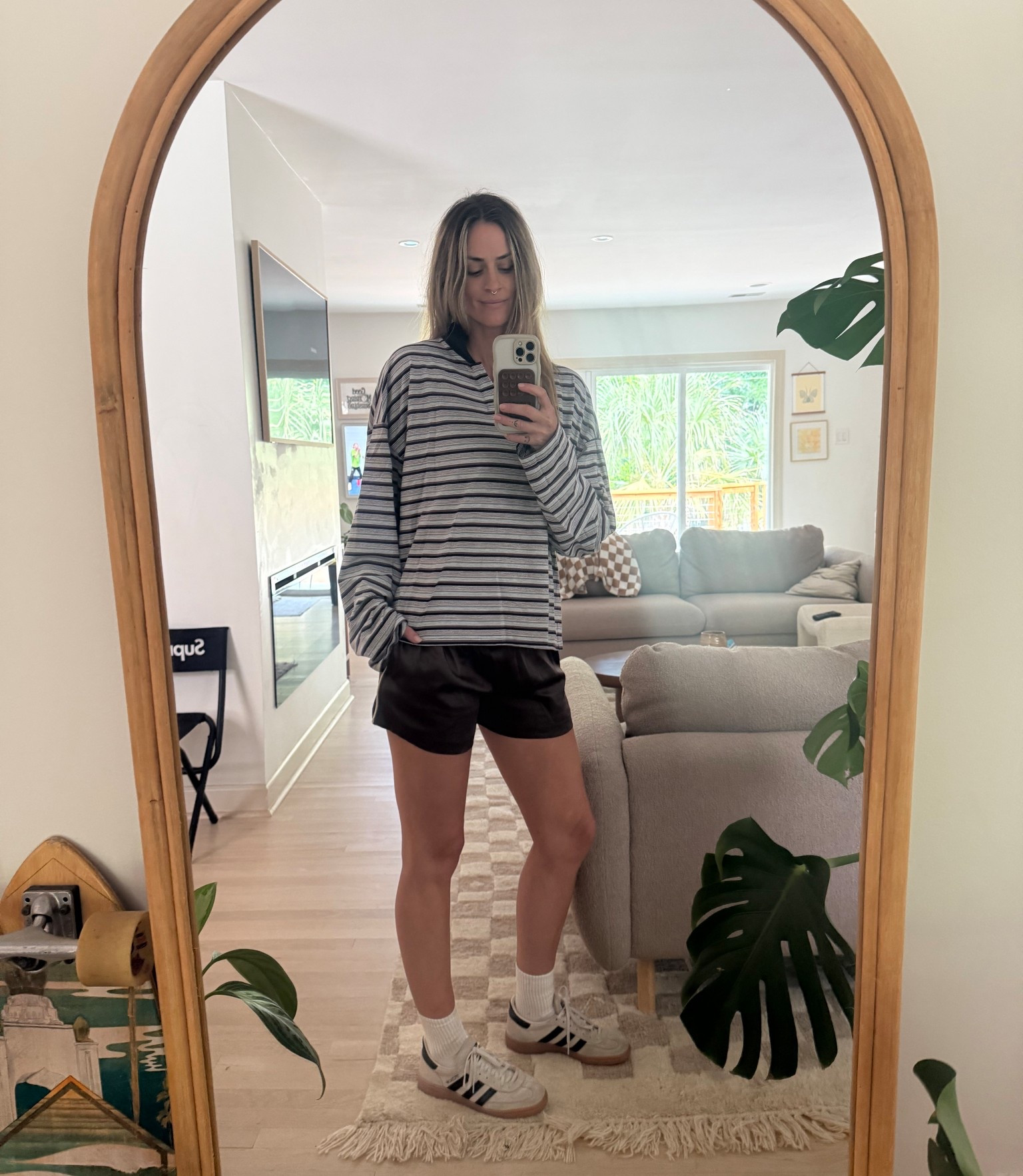 cozy fall transition fit ✨🤸‍♂️ wearing M in both & im 5’8.5 

#LTKStyleTip #LTKSeasonal #LTKFindsUnder100