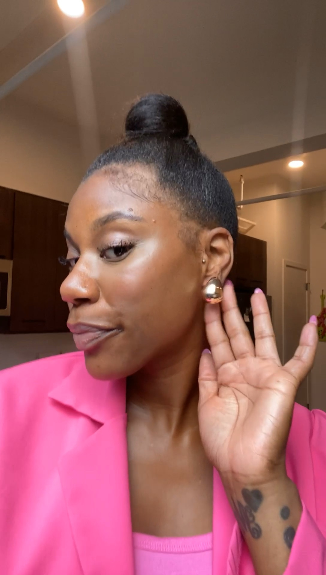 Bottega Veneta Drop Earring Dupes under $50!
Grab a pair of the Anthropologie Petra earrings if you want a lightweight, face framing, A-List approved earring. This throwback trend is here to stay and thanks to the Hadid’s, Jenners, and your fav influencers for inspiring us with the chic street style approved looks that can be worn to multiple occasions.

#LTKworkwear #LTKunder50 #LTKstyletip