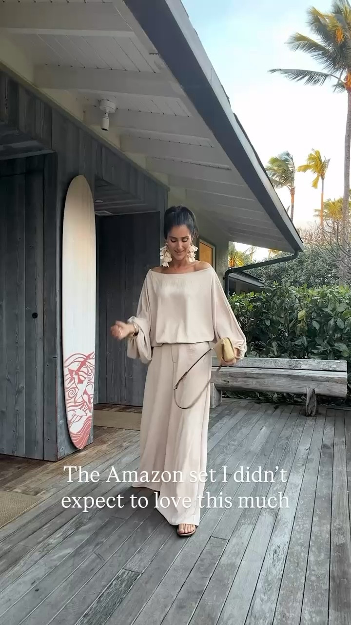 The Amazon set I didn’t expect to love this much 🙌🏼 I give it a 10/10! I’m just shy of 5-7” wearing the size small #stylinbyaylin #amazonset #amazonfind #matchingset

#LTKootd #LTKTravel #LTKOver40
