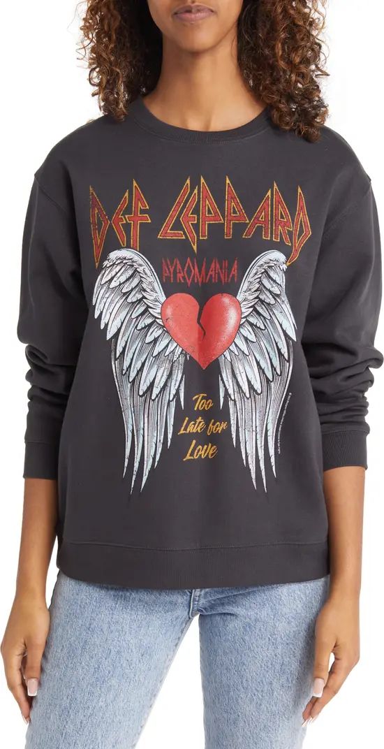 Women's Def Leppard Heart Graphic Sweatshirt | Nordstrom